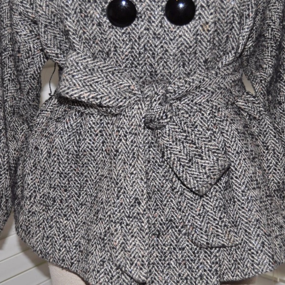 Nordstrom CLASSIQUES ENTIER Herringbone Tweed Coat - Picture 4 of 8
